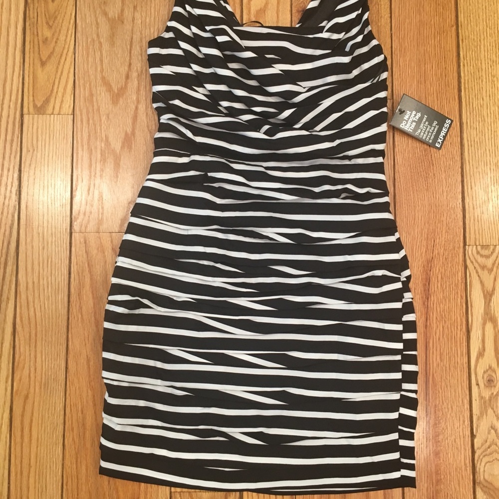 Express black & white dress. Size 6